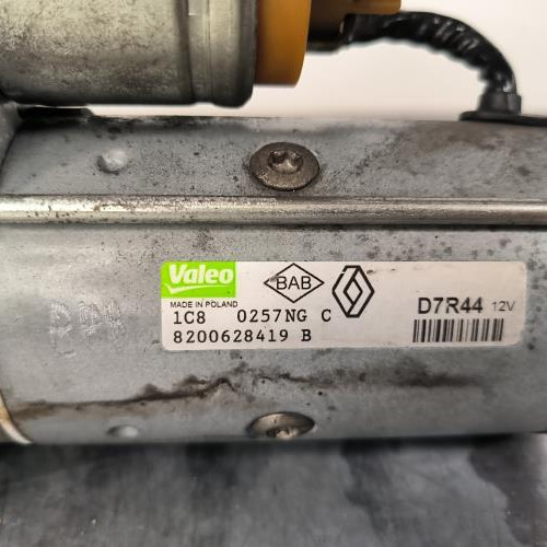95773604-124fdc4c-802a-4ae4-9594-8b2db8826f20-Piece-Demarreur-8200628426-RENAULT-SCENIC-2-PHASE-2-3fbd8f070e89ae494f757145afeb551eb1c7fede87ec967a02866bbb7a135625_m.jpg