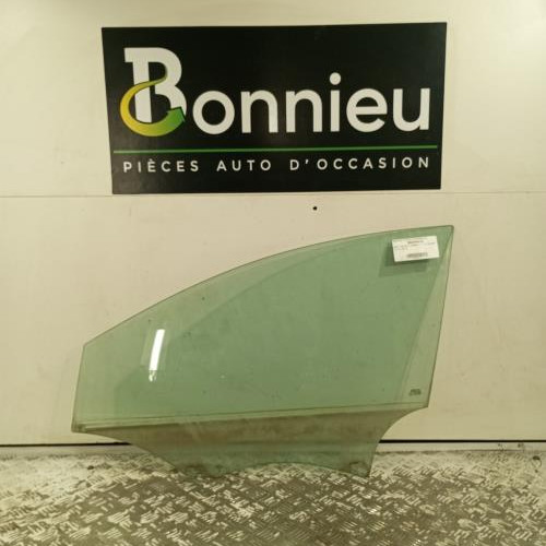 Vitre avant gauche