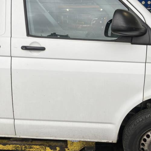 96051947-d1f9c000-a9df-46f0-85c9-b62f8b3648e8-Piece-Porte-avant-droit-7LA831056B-VOLKSWAGEN-TRANSPORTER-5-PHASE-2-e3be1c4265622e4890a45729993e221276a75859589fb2fd67b99396b82551e3_m.jpg