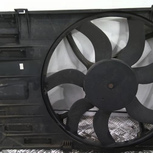 96077406-7220c45b-4d78-4878-98f0-24d4bfcf934b-Piece-96077406-Ventilateur-eau-7E0121205H-VOLKSWAGEN-TRANSPORTER-5-PHASE-2-20-TDI-16V-TURBO-98102e413e6d4e38a6b26da8f5335fa8f754ff195f4ccf9a8ec3f1a78d91aeaa_m.jpg