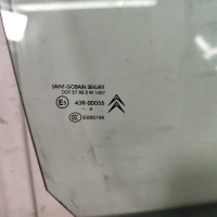 96182882-ff745ce1-5cb8-4eea-94c2-5b208b21cae8-Piece-Vitre-avant-droit-00009202P3-CITROEN-C4-PICASSO-1-9acfb20a7c68cffe766634d89d5a71be18cde2b64e7e4ad4c5e3c9da36145417_m.jpg