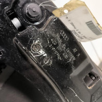 96243362-352112b0-500c-4224-8484-47f024a90960-Piece-Porte-avant-droit-4E0831052C-AUDI-A8-2-PHASE-1-b4f9a80a1f22dc7e4c174948c1c732f3bc280cd8b1364a7812ece64302e1dd59_m.jpg