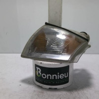 96254423-d40254a0-30cc-43b2-97e4-e04837fbd3a0-Piece-96254423-Repetiteur-clignotant-avant-droit-7701047516-RENAULT-CLIO-1-PHASE-1-12i-8V-7a8ef8ab7b9fca1b8e20bddcdab41b97d8f7cc35d04402d724315f8f9ec919c9_m.jpg