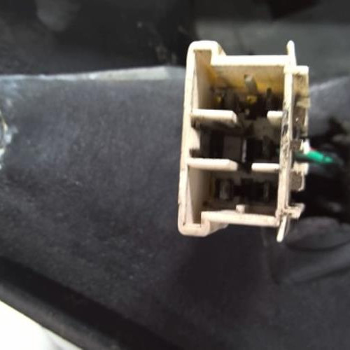 96254425-4dbde0fd-56f3-4359-8291-352e83650f0e-Piece-96254425-Retroviseur-droit-7700797005-RENAULT-CLIO-1-PHASE-1-12i-8V-992f510e0eca9d502c603981a514d35b7cd3ba89c9a063489fe1ad07b7275ce6_m.jpg