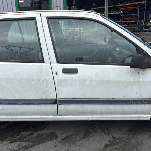 Vehicule-RENAULT-CLIO%25201%2520PHASE%25201-1994-ae108b4a65f6cb7332088224ce67962bbba6e04334dc65b8b6d2af2e2ca39551_m.jpg