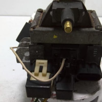 96255527-e191d745-33db-40bb-b858-6cb7c769f10d-Piece-96255527-Bobine-7701031135-RENAULT-CLIO-1-PHASE-1-12i-8V-b6c2a5286f1e1e50a969b0aa7095aed63077be6f5432eab71ff0fc27f48b0470_m.jpg