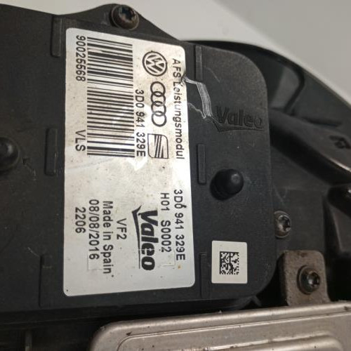96274171-dfabd198-e5c9-426f-ae02-e53aaadd8902-Piece-Optique-avant-principal-droit-feuxphare-5G0941752C-VOLKSWAGEN-GOLF-7-PHASE-1-945241d9b08e23a990ba441686bf7217bfed862c71b0f48b51a343d5bf95426a_m.jpg