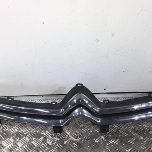 96310842-f563e951-ede4-495f-af7e-1349d700c713-Piece-96310842-Calandre-9800977080-CITROEN-C4-PICASSO-2-PHASE-1-16-HDI-8V-TURBO-b4dfb90a023c2f98ebe7322be995f4e7482389d2fb95ee949cadb49f025f7f16_m.jpg