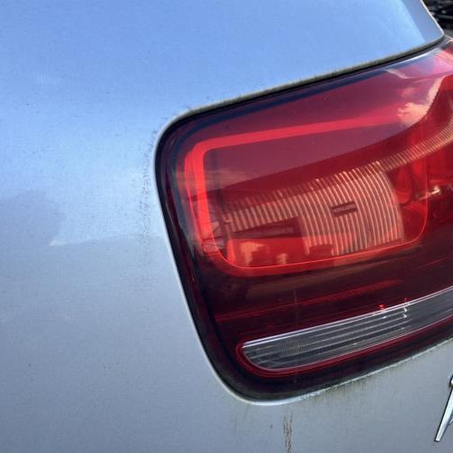 96310851-03953e0e-3a34-4cab-940e-70b4dfe63052-Piece-Feu-arriere-principal-droit-feux-9677502580-CITROEN-C4-PICASSO-2-PHASE-1-8f5ad80572bd83aa2434a4fc3c0259a649620547745483e81110799d961431f6_m.jpg
