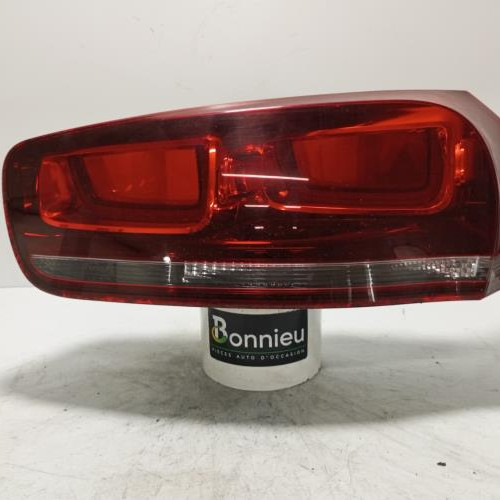 96310851-529a7c9b-9ef2-428b-95a0-cc5d3396343f-Piece-Feu-arriere-principal-droit-feux-9677502580-CITROEN-C4-PICASSO-2-PHASE-1-b5b86336053e3ccfb08a7a44a3175119aed728983a16c773f643d4480519a980_m.jpg