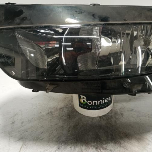 96310858-16166c94-d24e-40ab-beef-cddeb30545cc-Piece-Optique-avant-principal-gauche-feuxphare-9675974980-CITROEN-C4-PICASSO-2-PHASE-1-b2ae830749ccc70bbbcbdd9b08ac27b803fc5165baa905e421745c2d09577680_m.jpg