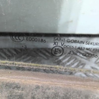 96310882-68d44eeb-3a88-433d-9ee2-b9ed376c6211-Piece-96310882-Vitre-arriere-droit-9675837880-CITROEN-C4-PICASSO-2-PHASE-1-16-HDI-8V-TURBO-7ac509ea9adcd4509e1e11872d7f15c69b96014bc3a20686279d9f3be47ad806_m.jpg