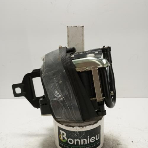 96312673-76671a0d-1119-4792-9cf6-d00c4f621a4c-Piece-Ceinture-avant-gauche-96771313XX-CITROEN-C4-PICASSO-2-PHASE-1-275c3af99b02f2583245ef6cb18b5befcd00ffe4c25499c1d201bf325145fe57_m.jpg