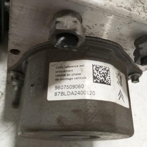 96313219-1494da0b-7707-4fdc-ad23-d9a2b11fe24d-Piece-Bloc-ABS-freins-anti-blocage-1613128080-CITROEN-C4-PICASSO-2-PHASE-1-fd7637a513c1f020318475a00a59047b2af9e7c220d0c64147ae5fffede02859_m.jpg