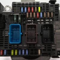 97079373-6ff14e0c-26cd-4797-9153-40b88d9f92fe-Piece-97079373-Boitier-servitude-moteur-9674675280-CITROEN-C4-PICASSO-2-PHASE-1-16-HDI-8V-TURBO-569536c7ade903b33ca6bf4043d0cb5ef6ebcc1db3270f401a74e5d39c9609a7_m.jpg