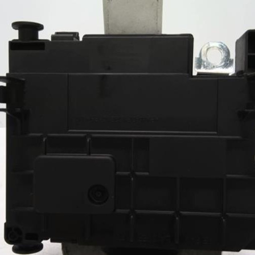 97079373-ed62e534-2782-4bff-9bdb-70cc05b332ac-Piece-97079373-Boitier-servitude-moteur-9674675280-CITROEN-C4-PICASSO-2-PHASE-1-16-HDI-8V-TURBO-8fe987fe5e060c4e57696359751a7e208938dee27d3e5a7ac5e47919ee3794e2_m.jpg