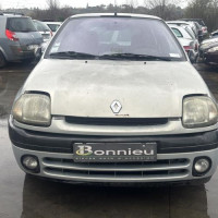 Vehicule-RENAULT-CLIO%25202%2520PHASE%25201-1999-45be90f1be75117279d628d8ee71c644571e9b497321215bd251158b1ecb6fc1_m.jpg