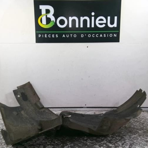 Pare boue avant gauche