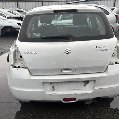 Vehicule-SUZUKI-SWIFT%25203-2009-262b13fc90bbcae16d1d35057d69e45e99adcd04db3b012ee2a549215bc9904e_m.jpg