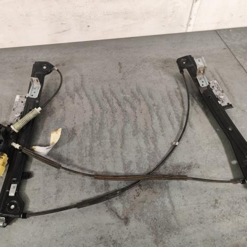 Leve vitre electrique avant gauche