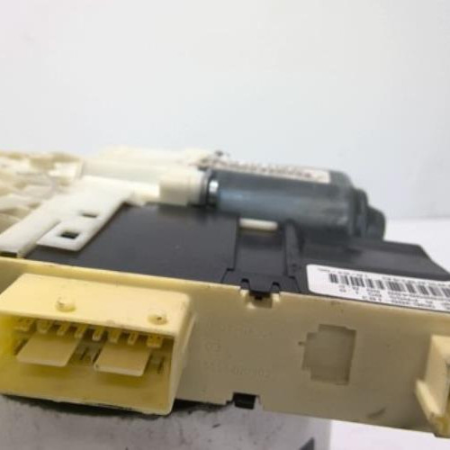 97197251-5f5953f9-85ec-4600-a5be-36c20b42a2a8-Piece-97197251-Leve-vitre-electrique-avant-droit-9222J9-PEUGEOT-307-PHASE-2-16-HDI-16V-TURBO-973475155d7df7d476250c0be22afc5d426158952aac787e40fed3c3a1f7e9d6_m.jpg