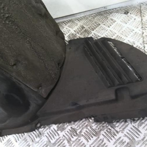 97313054-de02fa9b-f555-4493-9d65-ae03399716ac-Piece-97313054-Pare-boue-avant-gauche-7136ER-PEUGEOT-307-PHASE-2-16-HDI-16V-TURBO-7b6667f0e8a64119e1ff34112734cfea442230f87bdf43e27da9e3a8e424b2c9_m.jpg