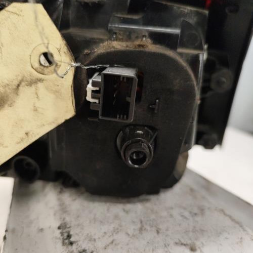 97398848-857e6a92-55fa-4946-bc57-436db8a7ec31-Piece-Feu-arriere-principal-droit-feux-VOLKSWAGEN-GOLF-7-PHASE-1-7c622a2d20fbdf6e7ba902f77f81a99eba1d9336514523df2e298ca739dff5a9_m.jpg