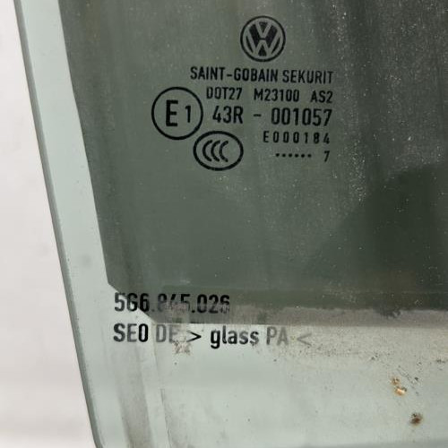 97398894-9f7ac549-4964-4b2d-88cc-90664fd5a9aa-Piece-Vitre-arriere-droit-5G6845026-VOLKSWAGEN-GOLF-7-PHASE-1-38d4fd1875f4e0a9fef04c6f59c8493804c05e28d0ee9f77d0c60ba2f6d8e4eb_m.jpg