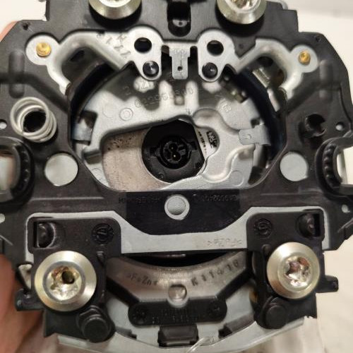 97401346-e0a13655-8879-4d6d-9225-77b4a972f3bd-Piece-Air-bag-conducteur-5G0880201ACHVF-VOLKSWAGEN-GOLF-7-PHASE-1-41467be4a80e402575f705ba3023241b3689cded2559a7794e9eab1f433fdc89_m.jpg