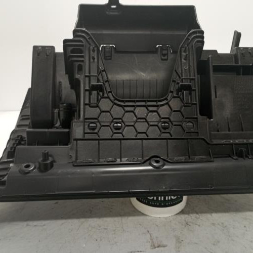 97401358-588bf001-7ffa-4d2d-954a-e4d6b3805c3c-Piece-Boite-a-gants-5G1857101P82V-VOLKSWAGEN-GOLF-7-PHASE-1-c517bb26a1b0dd1268b0fdbf4b2d0d54660771153f21a887e7aa99f8e3997145_m.jpg