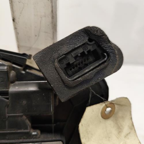 97401372-f2d6142c-a31d-4438-9443-ed9742673ba3-Piece-Fermeture-centralisee-avant-droit-5K1837016J-VOLKSWAGEN-GOLF-7-PHASE-1-ae431d3c8e6ea7ae40cc7349b26c8cb4ce165f99795355004769523b17a29a28_m.jpg