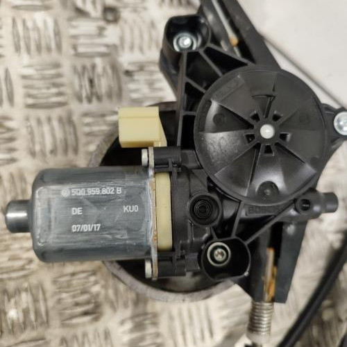 97401378-d426eb02-2d61-407b-9d58-688a7f3e8b14-Piece-Leve-vitre-electrique-avant-droit-5G4837462H-VOLKSWAGEN-GOLF-7-PHASE-1-20f38cac06b18b485d16684e2967fdceeb8ba2f2d5fdd57f172827110b3f6247_m.jpg