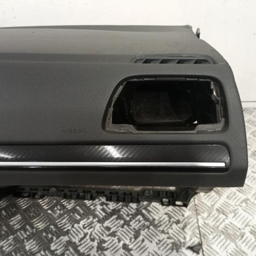 97401390-6a7a97f7-1fe6-4176-b5fc-ab35b49ddf22-Piece-Planche-de-bord-complete-5G1857003QHR6-VOLKSWAGEN-GOLF-7-PHASE-1-d1d4bcb2830cefe130f7bc077e24c789c36723bed6529788d9115aee2de22a65_m.jpg