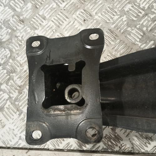 97401415-6621d0c3-f6b6-437b-9269-519557d7f4ba-Piece-Renfort-pare-choc-arriere-traverse-5GM807305A-VOLKSWAGEN-GOLF-7-PHASE-1-a7ec2e899a4dd4b1f07fc4fdc463f18ecc658757977e539faed09a0e3d23221b_m.jpg