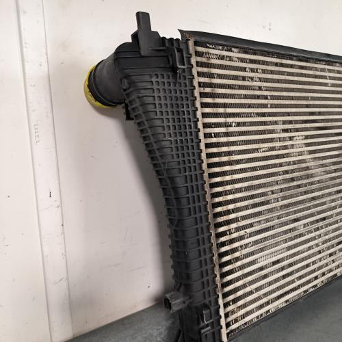 97403148-68f37ed4-145d-43e4-bd08-8975cfea0827-Piece-Echangeur-air-Intercooler-5Q0145803AE-VOLKSWAGEN-GOLF-7-PHASE-1-2cd5febf82d2abdf8f97be2908c3d38ebf175b70b131f21bc25eca1383738aa9_m.jpg
