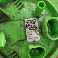 97403167-ff530b85-ba96-4541-81c2-f6d751b0601b-Piece-Pompe-immergee-5Q0919087AQ-VOLKSWAGEN-GOLF-7-PHASE-1-078ef4a3867aa84282d031aa420d640e50b7ec2359f128baa25446593edf5d22_m.jpg