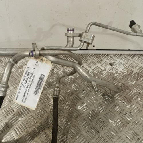 97403178-17fccaae-12af-4d0c-aab9-6aea982a0bd9-Piece-Tuyau-de-climatisation-VOLKSWAGEN-GOLF-7-PHASE-1-6a3547e63baf0c37d7a92231ee9e8ba7886631e52b72cbe9482dbc47bab3b499_m.jpg