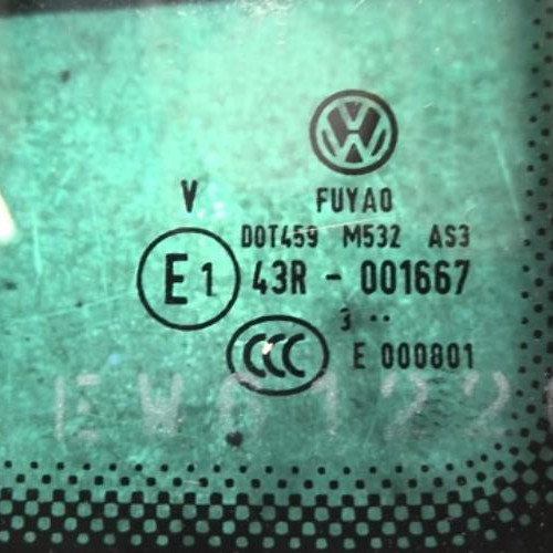 97974169-1de13ecc-0634-4e64-a742-e53472e053d6-Piece-97974169-Custode-arriere-droit-5N0845042SNVB-VOLKSWAGEN-TIGUAN-1-PHASE-2-20-TDI-16V-TURBO-88b8020abd68628992bdd43f3f73c4f2b7b8d49cc7a5cddc278ab33e1d8f69ca_m.jpg