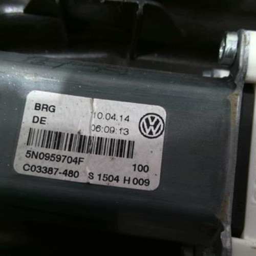 97975843-1278df11-e182-4bf4-87d8-948c252880cf-Piece-97975843-Leve-vitre-electrique-arriere-droit-5N0839462A-VOLKSWAGEN-TIGUAN-1-PHASE-2-20-TDI-16V-TURBO-c33620664084f92711ef458d76e0e94a46c4db82021b1ddf5abab150c4423b59_m.jpg