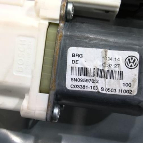 97975845-928bfa32-f54f-4865-9eed-a727046c4b55-Piece-97975845-Leve-vitre-electrique-avant-droit-5N0837462-VOLKSWAGEN-TIGUAN-1-PHASE-2-20-TDI-16V-TURBO-0e1539e4965e00aaf88e247d2662a8595e4317b40491a1db0695d7eeae0d65f7_m.jpg