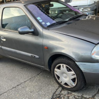 Vehicule-RENAULT-CLIO%25202%2520PHASE%25201-2000-2ad15e91fb1eac2d5c8ee5e265ece8700cafca5b9f2a5a7cf3d92729918c50a6_m.jpg