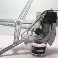 98426342-7a339569-fc18-4a45-b464-06f88991d7bd-Piece-98426342-Leve-vitre-electrique-avant-gauche-8200051779-RENAULT-TWINGO-1-PHASE-3-12i-16V-8349fc062a407fcd18562c75e1894c80a9c2db7d979e6e37f1b2af771ad23166_m.jpg