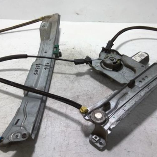 98713016-9408c150-055c-4bb6-96b5-1608eb3286ce-Piece-98713016-Leve-vitre-electrique-avant-gauche-8200826167-RENAULT-CLIO-3-PHASE-2-15-DCI-8V-TURBO-bdb3a836d26a7b53aae5359311cfa671fa3dbffb7356314dcd74af2b9989ae5b_m.jpg