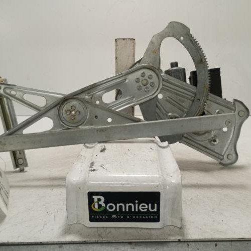 98714251-060a897d-dbb1-432b-9e16-9dd5212e6869-Piece-Leve-vitre-electrique-arriere-gauche-827216769R-RENAULT-SCENIC-3-PHASE-3-9fc707a83c402b4e3315da78849e6458c5ca7aab7abe82d68e3ec3b2b9cc886d_m.jpg
