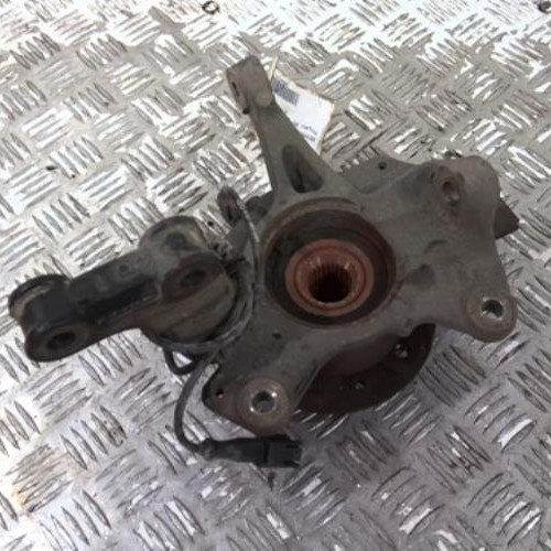 98714548-b038df43-689d-4bef-8bdd-74b05d1ea344-Piece-98714548-Moyeu-avant-droit-402027369R-RENAULT-SCENIC-3-PHASE-3-16-DCI-16V-TURBO-61dc37632724ef5011f617dbb24587c542cbd7eaf68e4e1fb0ffac3785ad4ed6_m.jpg