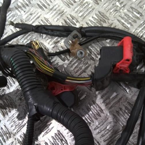 98855170-87856d3f-9815-4bba-b026-e55629e25ddd-Piece-98855170-Faisceau-moteur-1520390-FORD-FOCUS-2-PHASE-2-25i-20V-L5-TURBO-ST-4fc582ed33ee9c9f32aebd4c27b10b7c0c481622bb83227441447690c0d6a270_m.jpg