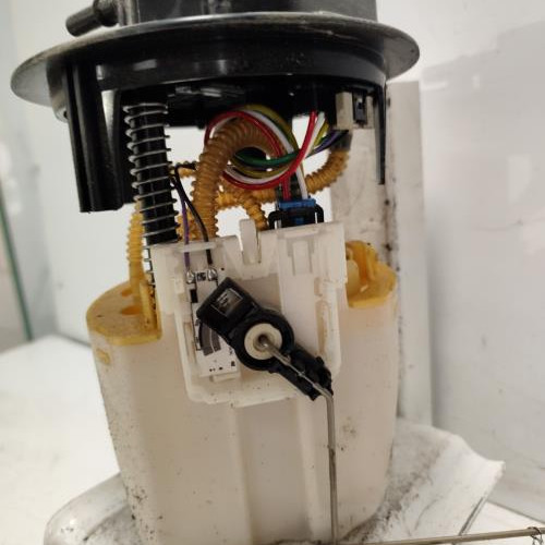 98908260-3a5effaa-d141-44dd-b7d7-bdf3c78d7b7d-Piece-Pompe-immergee-9807056380-PEUGEOT-EXPERT-4-0a9f570b350f1b8b0dfa7360933b5334a8a62c8e1f7a90c172e0e6409572c40f_m.jpg