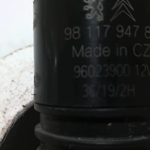 98908261-71c75b04-58e5-4959-a2a4-50a7738976be-Piece-98908261-Pompe-lave-glace-avant-9811794780-PEUGEOT-EXPERT-4-20-BLUE-HDI-16V-TURBO-c51ac617d4a196a575d728d8dce6cfcf0740c810db2285fc8970c37dad7f6777_m.jpg