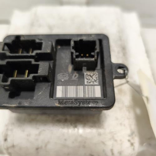 98908263-0761a659-4fef-45a1-b790-2573c98846bb-Piece-Resistance-chauffage-9821291980-PEUGEOT-EXPERT-4-066f801890e18e1dea5316375c290d85fa3f6cd9cc364081cdf64a4a7c9ca8b6_m.jpg