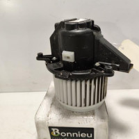 98908267-4e25c33f-db4e-438f-ac67-03f8f66d4253-Piece-Ventilateur-chauffage-9849717080-PEUGEOT-EXPERT-4-4a86179edf5ca30af3a42dbc9b0c791f12ec5f612c95169465257bbbe1d74877_m.jpg